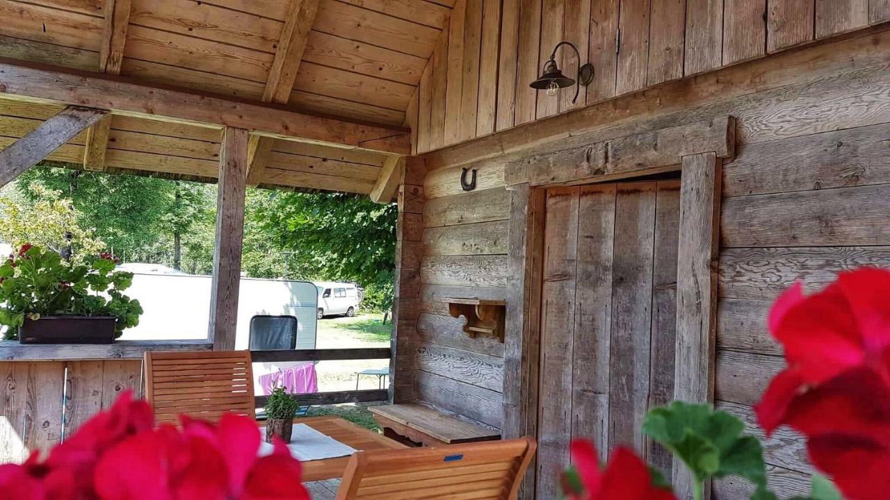 Camping Danica Cottage Stan 보히니 외부 사진